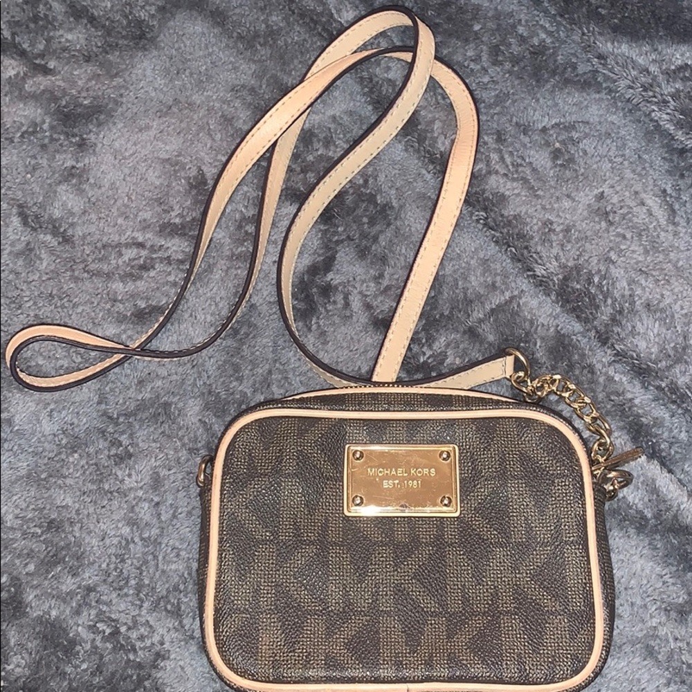 Michael Kors Crossbody
